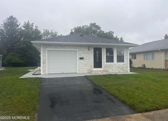 Property at 13 Saint Martin Pl, Toms River, NJ 08757, 2 beds, 2 baths
