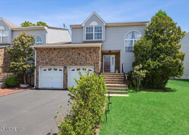 Property at 49 Barn Swallow Blvd, Marlboro, NJ 07746, 4 beds, 2.5 baths