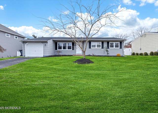Property at 380 Evergreen Dr, Brick, NJ 08723, 3 beds, 1.5 baths