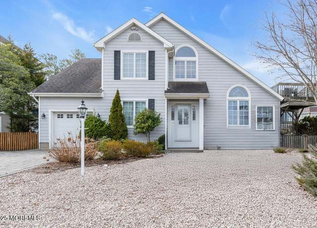 Property at 42 Circle Ct, Brick, NJ 08723, 4 beds, 3 baths