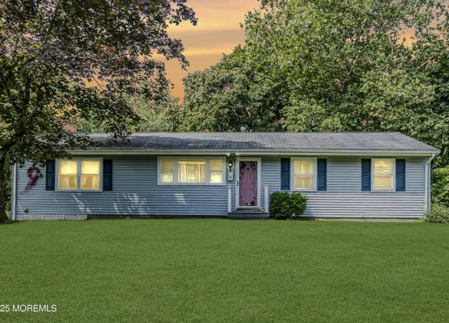 Property at 30 Dawn Cypress Ln, Jackson, NJ 08527, 4 beds, 2 baths