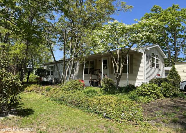 Property at 1919 Atlantic Ave, Manasquan, NJ 08736, 2 beds, 1 bath