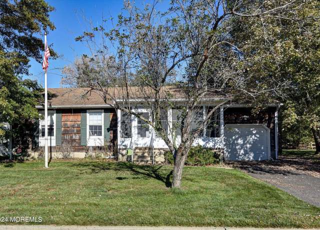 Property at 9 Woolley St, Monmouth Beach, NJ 07750, 3 beds, 2 baths