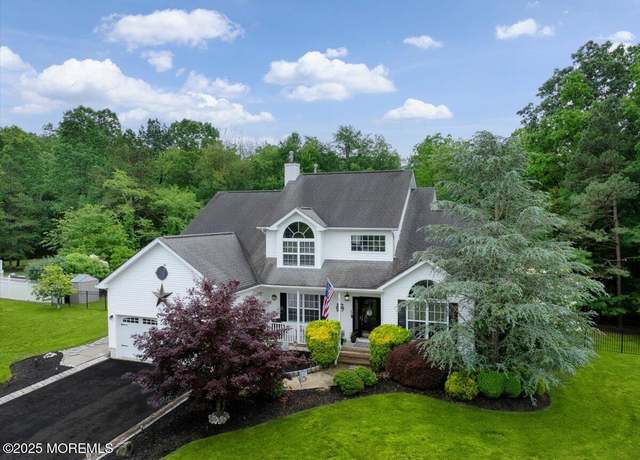 Property at 3 Kindling Way, Jackson, NJ 08527, 4 beds, 2.5 baths