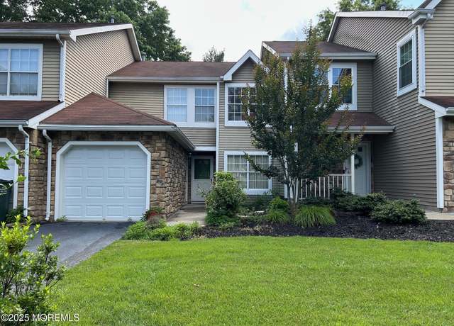 Property at 15 Saddle Ct, Tinton Falls, NJ 07753, 2 beds, 1.5 baths