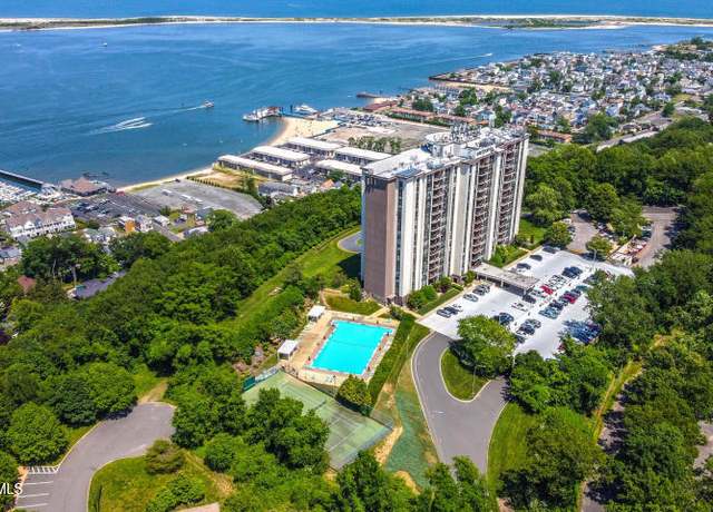 Property at 1 Scenic Dr #1402, Highlands, NJ 07732, 1 bed, 1 bath