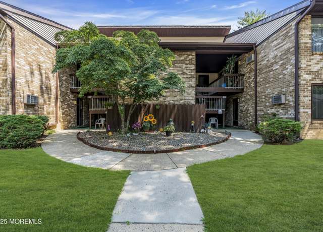 Property at 177 Amberly Dr Unit B, Manalapan, NJ 07726, 2 beds, 1.5 baths