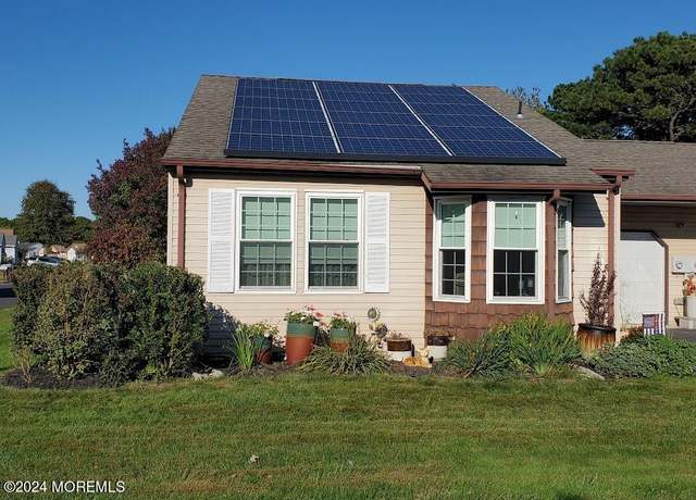 Property at 27A Mill Rd, Whiting, NJ 08759, 2 beds, 1.5 baths