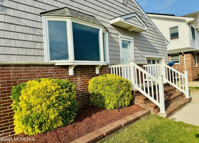 Property at 922 Capstan Dr, Forked River, NJ 08731, 2 beds, 1 bath