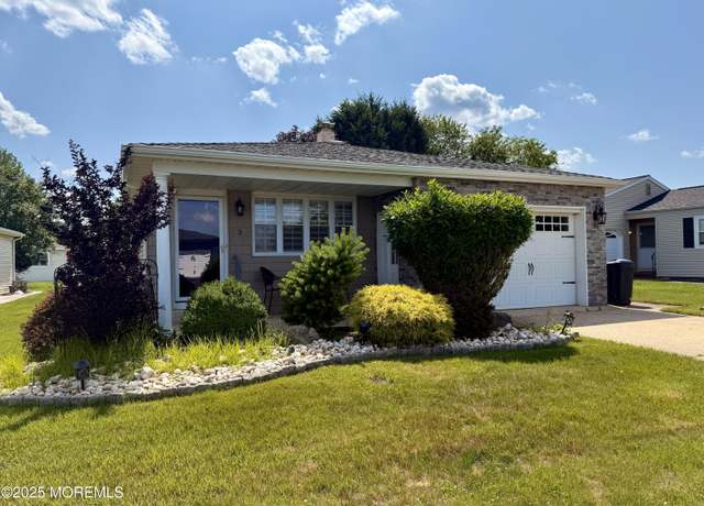 Property at 3 Tivoli St, Toms River, NJ 08757, 2 beds, 2 baths