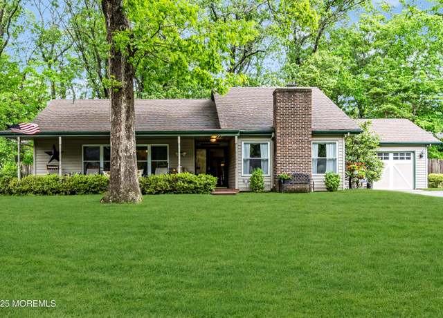 Property at 34 Cambridge Dr, Jackson, NJ 08527, 4 beds, 2 baths