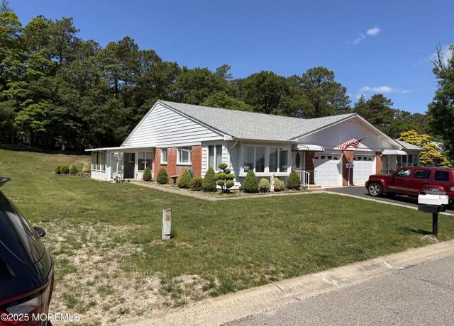 Property at 46 Franklin Ln Unit 46A, Whiting, NJ 08759, 2 beds, 2 baths