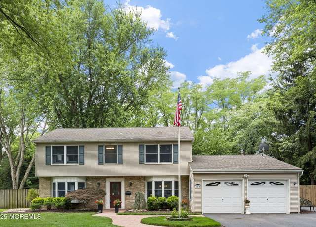 Property at 280 Double Creek Pkwy, Freehold, NJ 07728, 4 beds, 2.5 baths