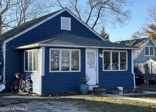 Property at 240 Beach Ave, Beachwood, NJ 08722, 2 beds, 1 bath