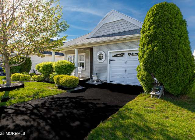 Property at 21 Florence Dr, Manchester, NJ 08759, 2 beds, 2 baths
