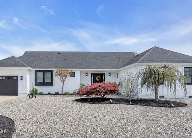Property at 49 Edith Ct, Toms River, NJ 08753, 4 beds, 2.5 baths