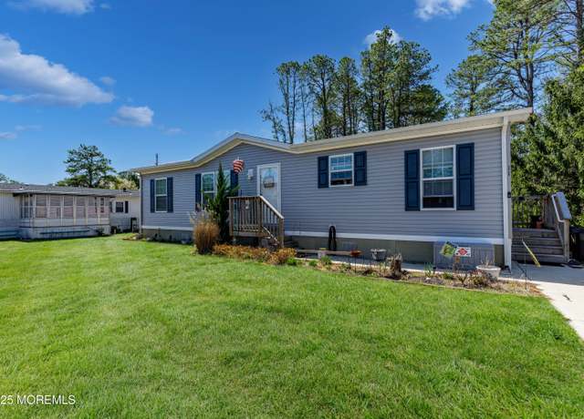 Property at 11 Warbler Ct, Whiting, NJ 08759, 3 beds, 2 baths