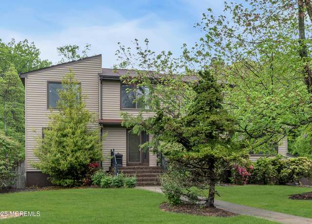Property at 19 Northwoods Rd, Ocean Twp, NJ 07712, 4 beds, 2.5 baths