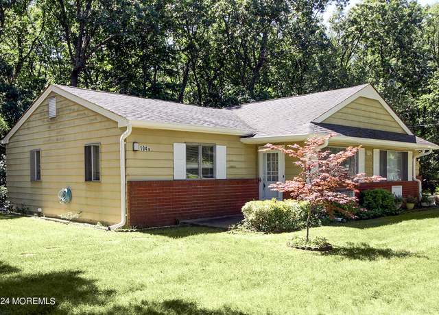 Property at 104 B S Heron St, Manchester, NJ 08759, 2 beds, 1 bath