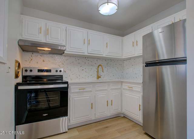 Property at 344B Brick Blvd, Brick, NJ 08723, 2 beds, 1 bath