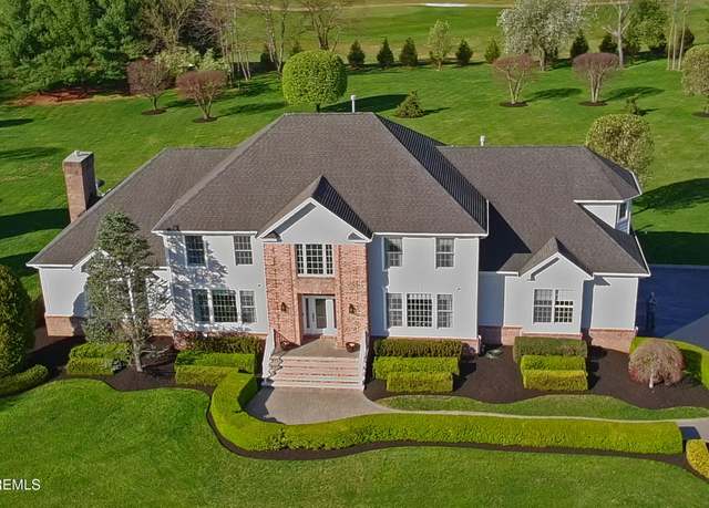 Property at 2 Lockwood Run, Colts Neck, NJ 07722, 5 beds, 4.5 baths