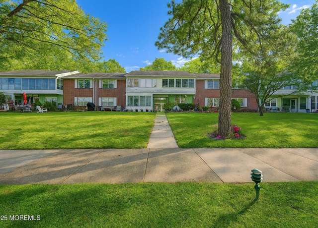 Property at 43 Cambridge Ct Unit K, Lakewood, NJ 08701, 2 beds, 1 bath