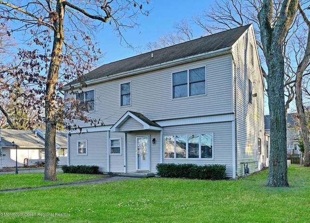 Property at 412 15th St, Lakewood, NJ 08701, 6 beds, 3 baths