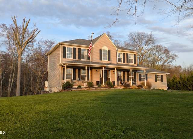 Property at 301 Fieldcrest Dr, New Egypt, NJ 08533, 4 beds, 3.5 baths