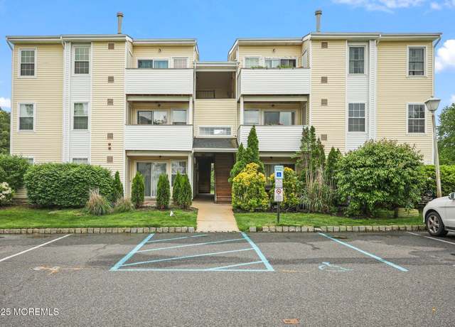 Property at 22 Basset Ct, Tinton Falls, NJ 07753, 2 beds, 1 bath