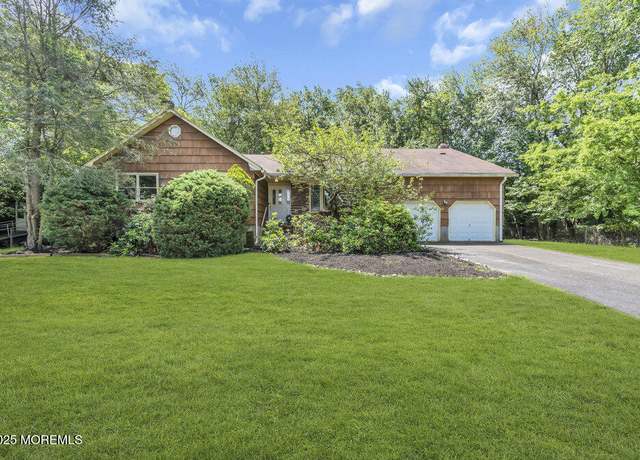 Property at 25 Overhill Rd, Ocean Twp, NJ 07712, 5 beds, 3 baths