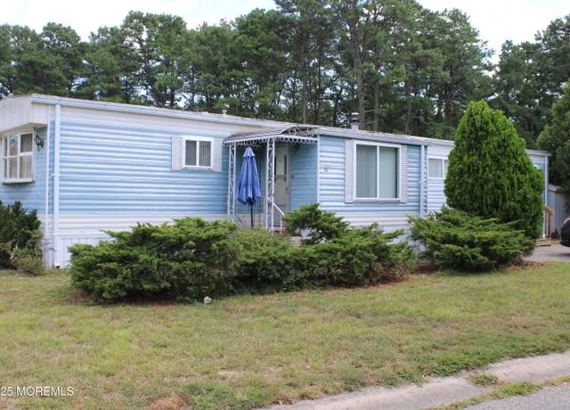Property at 37 Partridge Pl, Whiting, NJ 08759, 2 beds, 1 bath