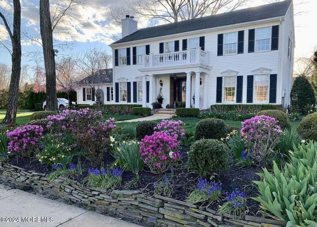 Property at 556 Winding River Ct, Brick, NJ 08724, 4 beds, 2.5 baths