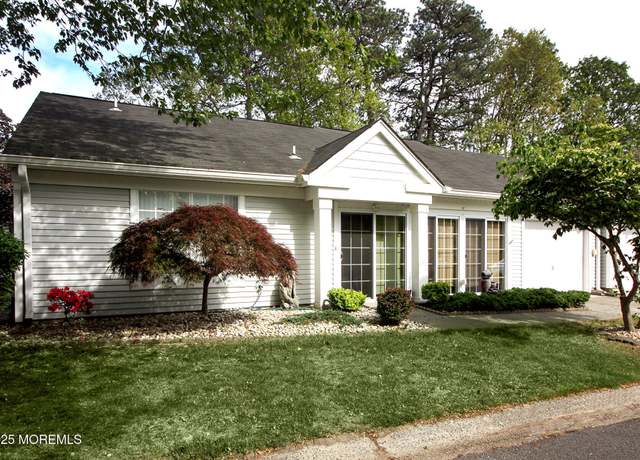 Property at 882 Liverpool Cir Unit A, Manchester, NJ 08759, 2 beds, 2 baths