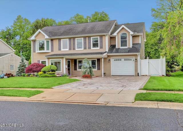 Property at 77 Warren Dr, Aberdeen, NJ 07747, 5 beds, 2.5 baths