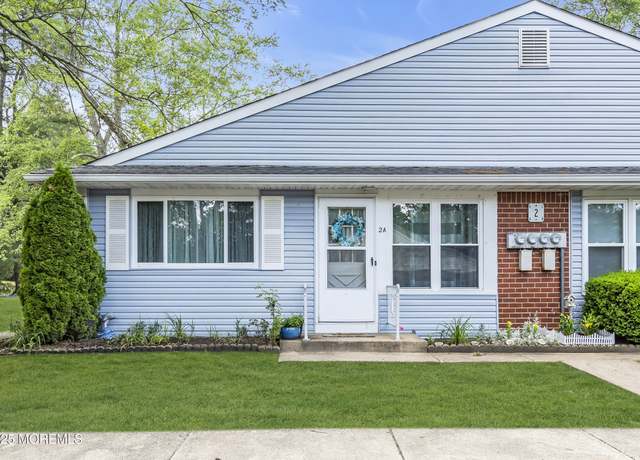 Property at 2A Wintergreen Ln, Whiting, NJ 08759, 2 beds, 1 bath