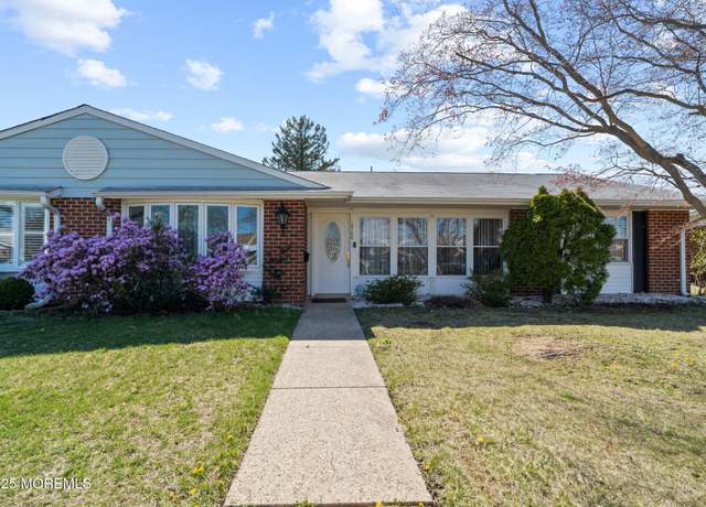 Property at 1272D Argyll Cir, Lakewood, NJ 08701, 2 beds, 2 baths