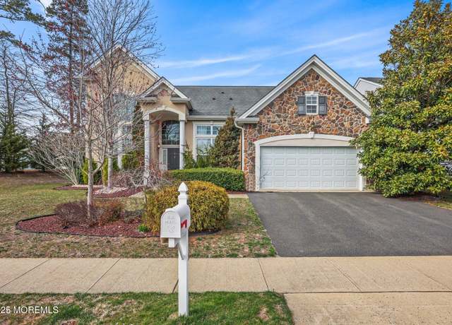 Property at 9 Brattleboro Rd, Jackson, NJ 08527, 3 beds, 3.5 baths
