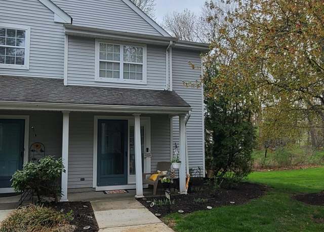 Property at 312 Towne Dr, Manalapan, NJ 07726, 2 beds, 2 baths