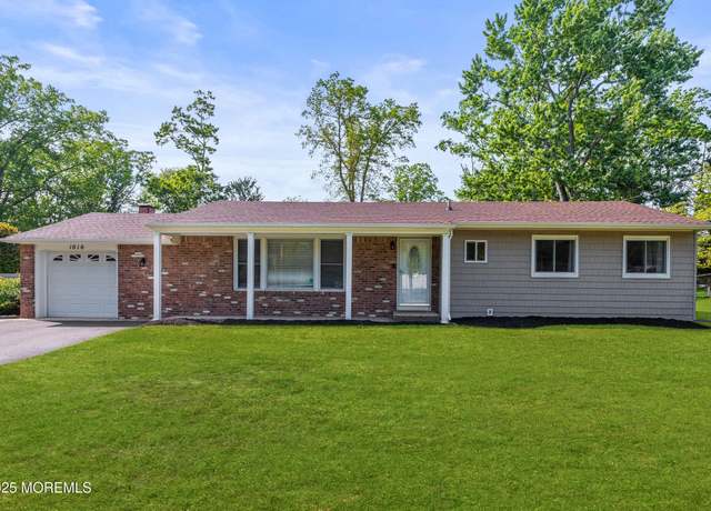 Property at 1016 Onyx Dr, Toms River, NJ 08753, 3 beds, 2 baths