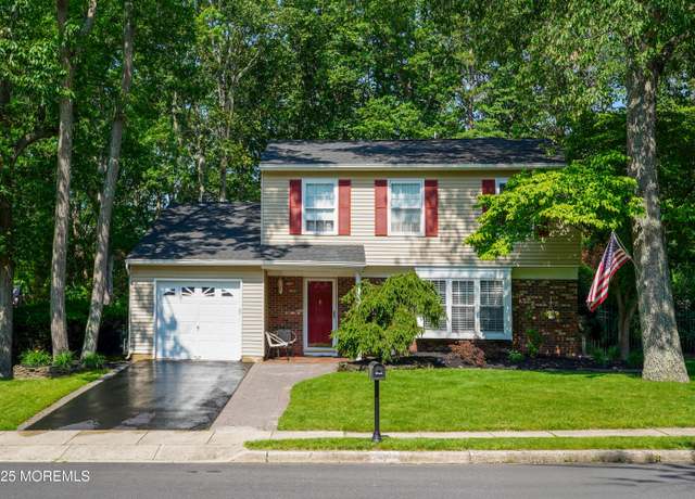 Property at 7 Drum Ct, Howell, NJ 07731, 3 beds, 2.5 baths