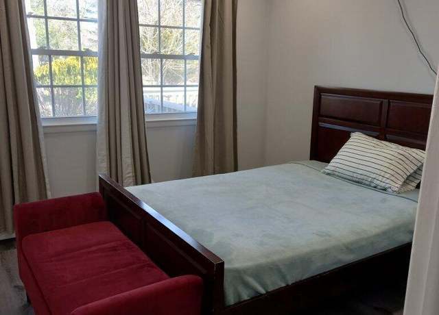 Property at 36 Hatfield Rd, Toms River, NJ 08757, 2 beds, 1 bath