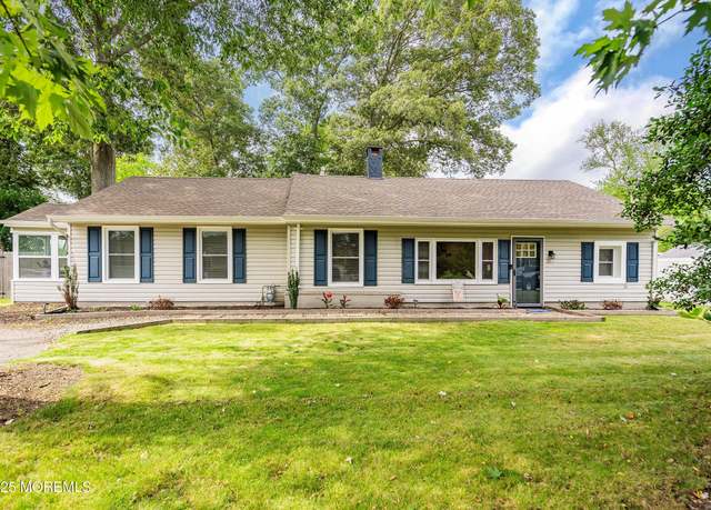 Property at 609 Main St, Bayville, NJ 08721, 4 beds, 2 baths