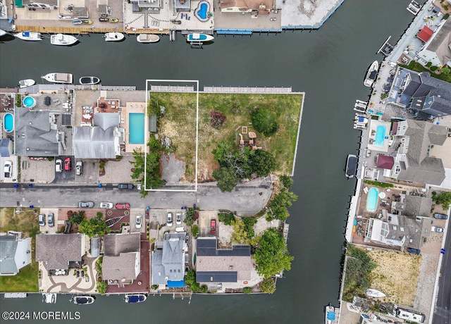 Property at 350 Silver Lagoon Dr, Toms River, NJ 08753