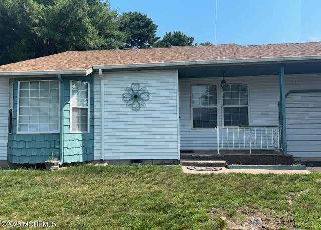 Property at 50 Berkshire Rd Unit A, Whiting, NJ 08759, 2 beds, 1.5 baths