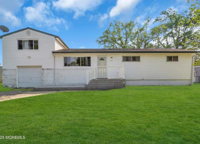 Property at 307 Lillian Ln, Toms River, NJ 08755, 4 beds, 2 baths