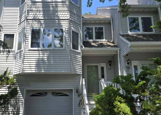Property at 134 Orchid Ct #1304, Toms River, NJ 08753, 3 beds, 2.5 baths