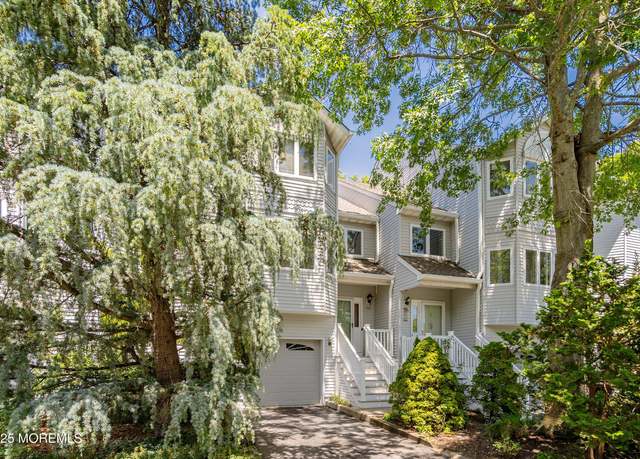 Property at 134 Orchid Ct #1304, Toms River, NJ 08753, 3 beds, 2.5 baths