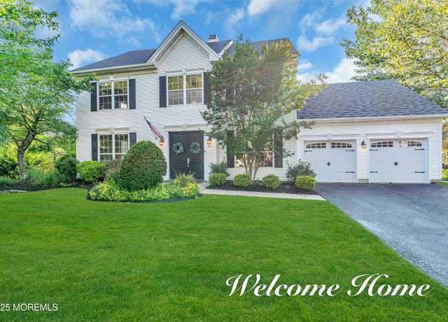 Property at 31 Villanova Dr, Freehold, NJ 07728, 4 beds, 2.5 baths