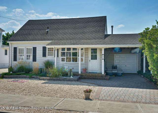 Property at 53 C St, Seaside Park, NJ 08752, 4 beds, 3 baths