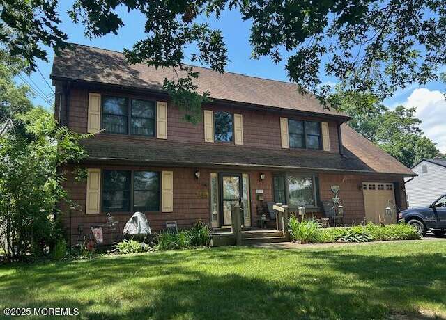 Property at 804 Brookside Dr, Toms River, NJ 08753, 3 beds, 3 baths